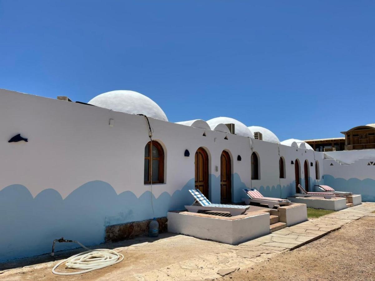 Dolphin Camp Hotel Dahab Bagian luar foto