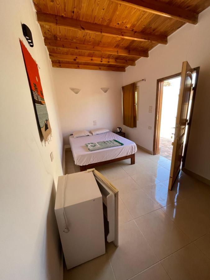 Dolphin Camp Hotel Dahab Bagian luar foto