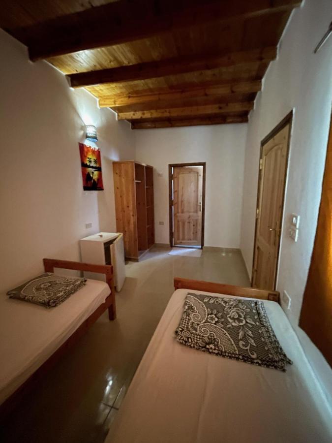 Dolphin Camp Hotel Dahab Bagian luar foto