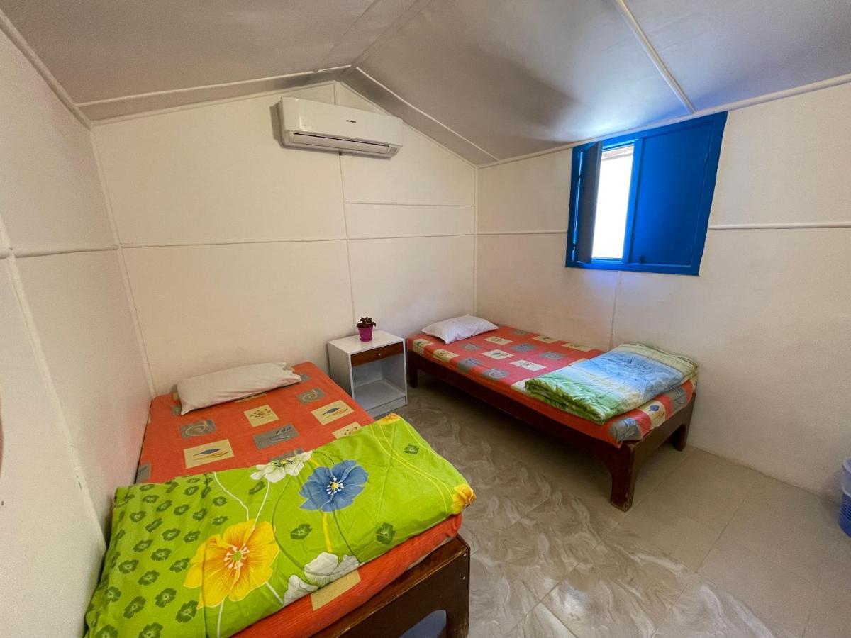 Dolphin Camp Hotel Dahab Bagian luar foto
